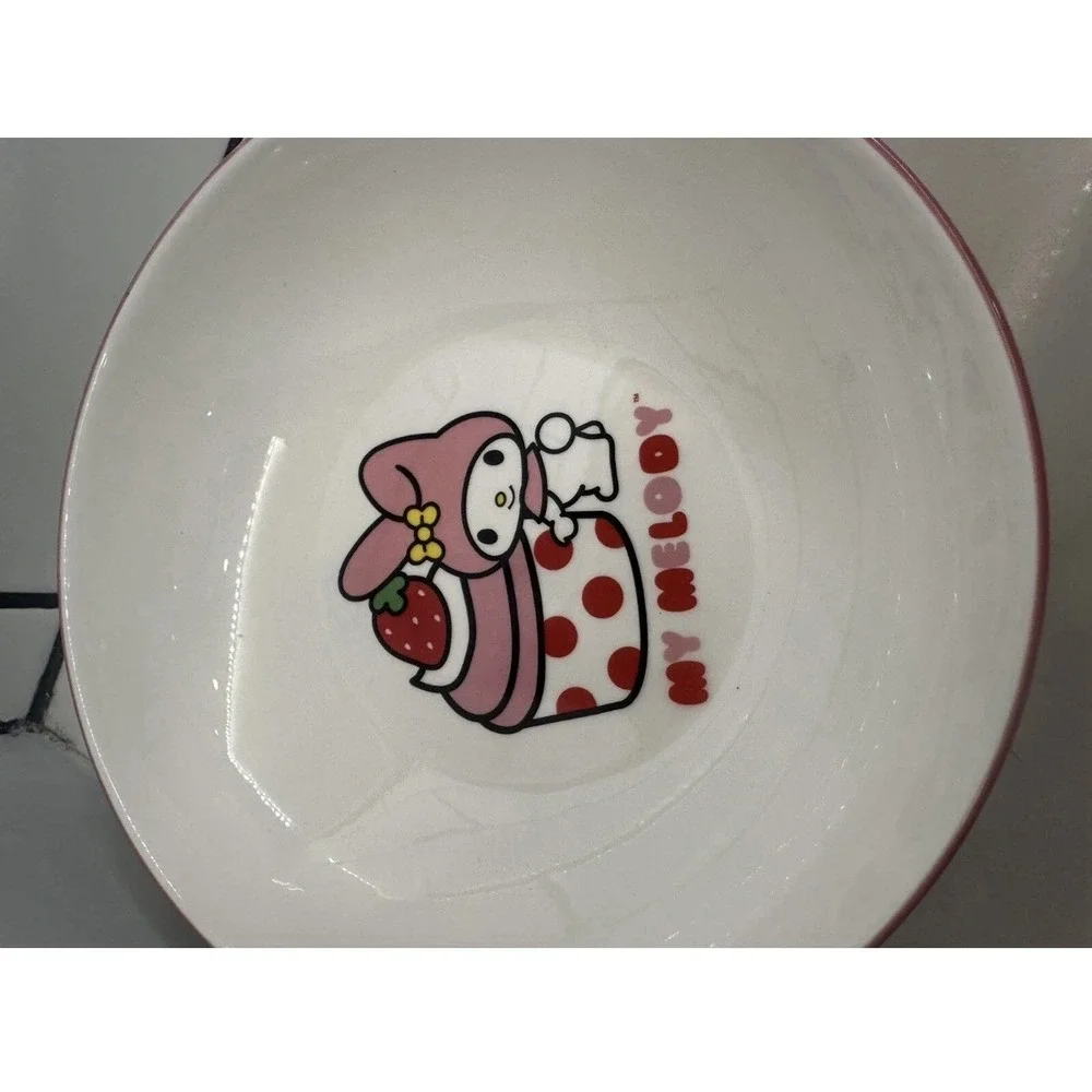 Sanrio My Melody Ceramic Dinner Serving Bowl NEW White Pink Cupcake Hello Kitty